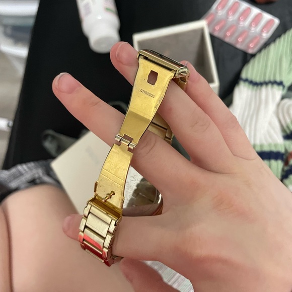 Micheal kors watch - Picture 2 of 2